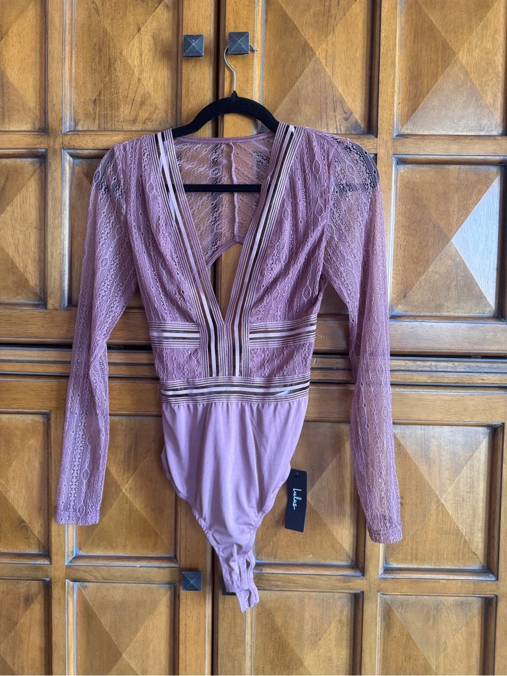 Lulu's Rose Mauve Lace Deep V Long Sleeve Bodysuit